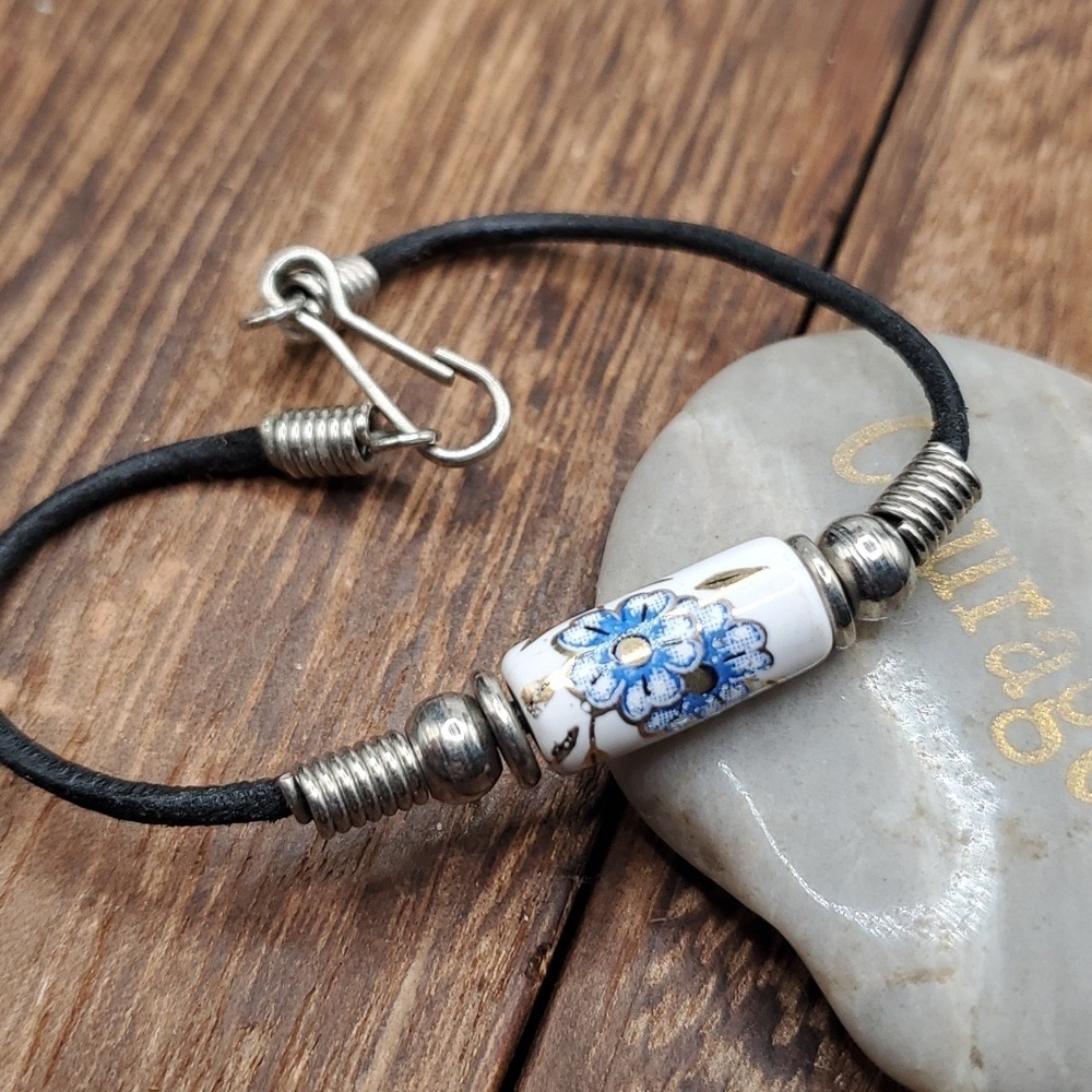 B2709 cornflower blue cottagecore porcelain bracelet 💙‎